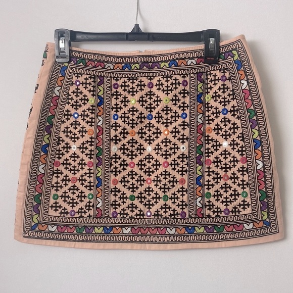 Majorelle Embroidered Mini Skirt Worn By Summer On The Young And The Restless - Picture 7 of 11